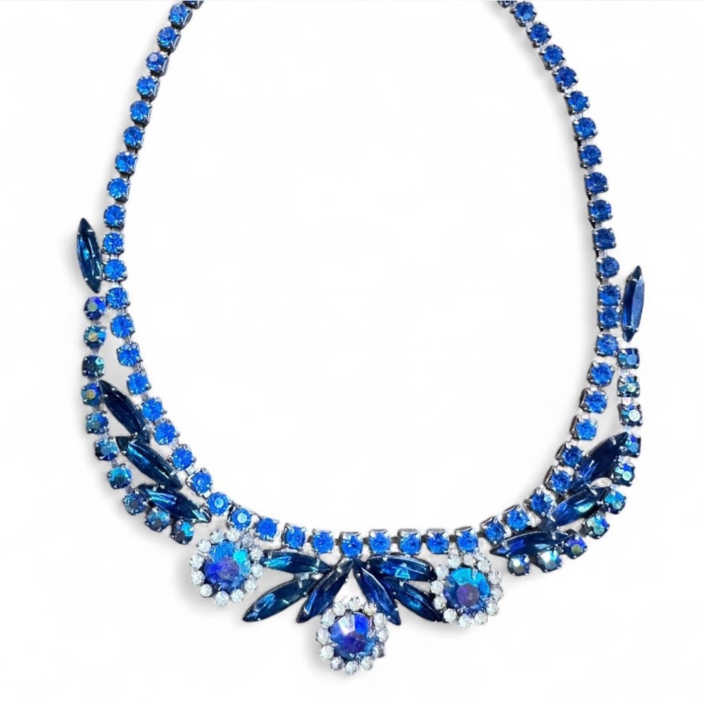 Elegant Blue Crystal Necklace